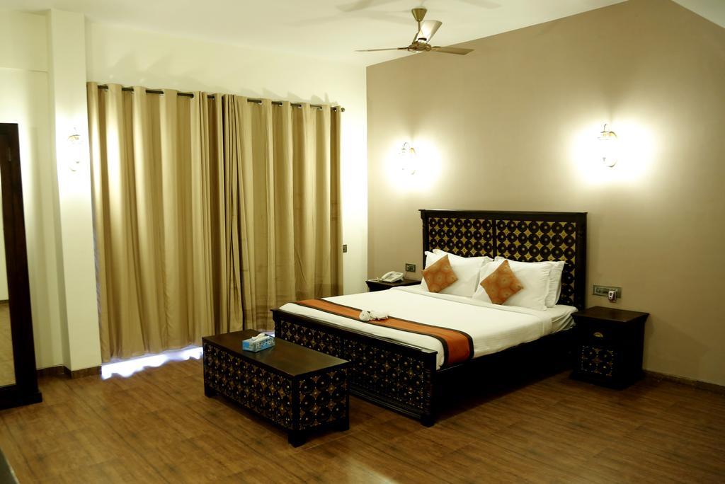 Ayurvedic Village Panvel Exterior foto